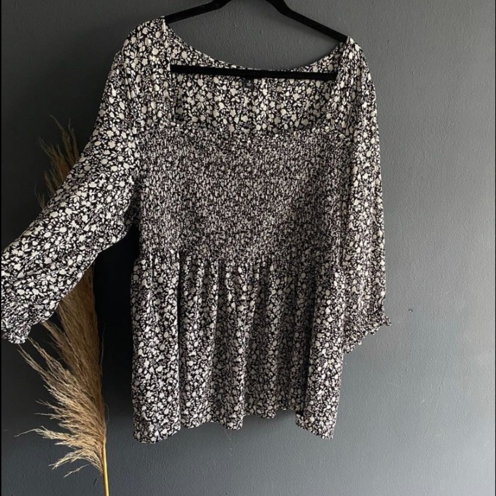 Flowers top 🌼